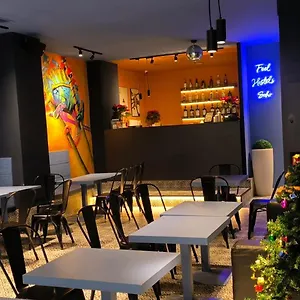 بيت شباب فييل سوهو مالاغا للشباب